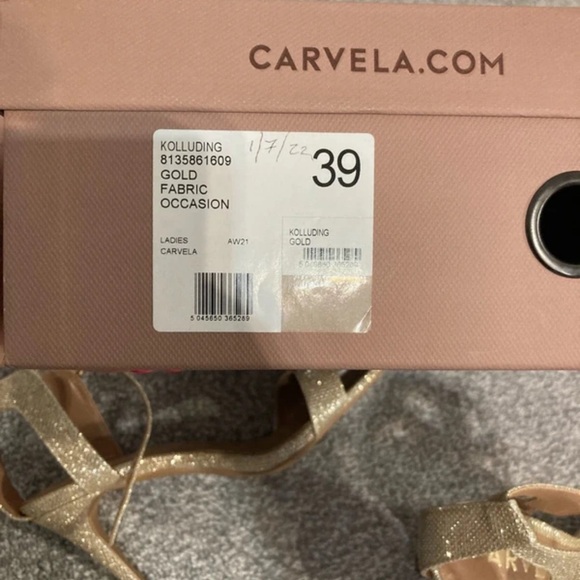 Carvela Elegant Gold Heels - Picture 6 of 6